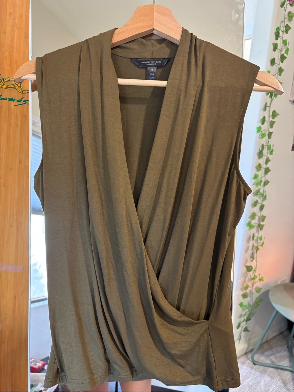 Banana Republic Olive Draped Sleeveless Wrap-Front tank M